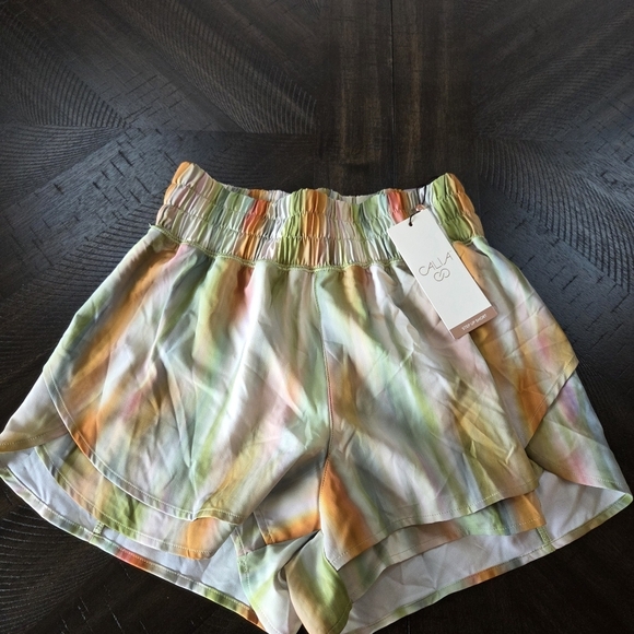 CALIA by Carrie Underwood Pants - NWT CALIA High-Rise Step Up Short - Filtered Flora Multi, Women's XS